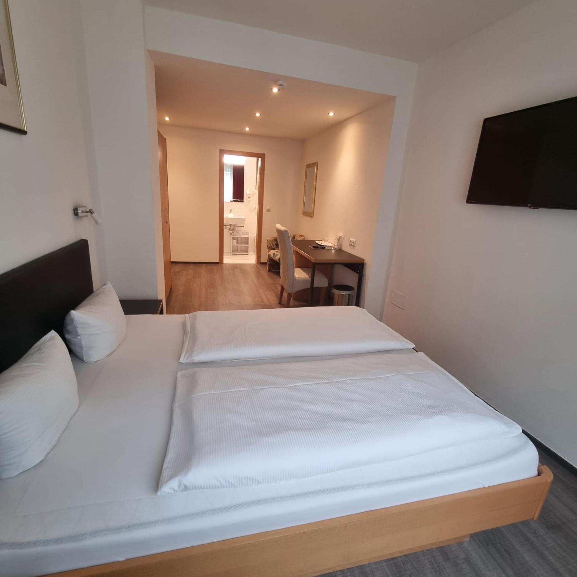Hotel Central Брегенц Екстериор снимка